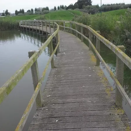 Luxueuze Stacaravan In Met Eigen Terras En Tuintje Horská chata Bredene