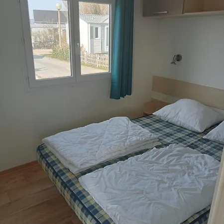 Stacaravan Jungle Kids Nr 425 Nieuw Prikkelarm Autismevriendelijk Bredene