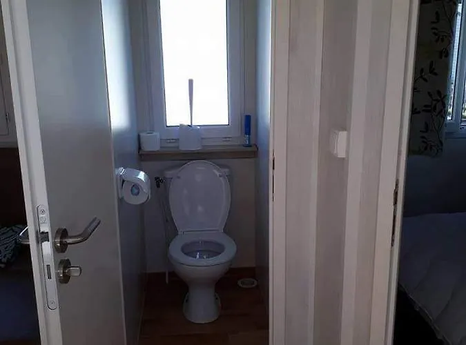 Luxueuze Stacaravan In Met Eigen Terras En Tuintje Bredene