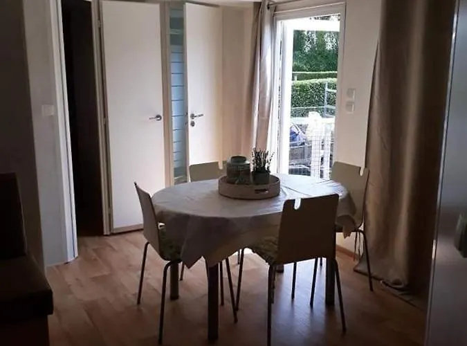 Chalet Luxueuze Stacaravan In Met Eigen Terras En Tuintje